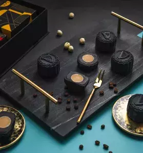 Top 5 Coveted Mooncakes to Gift Your Loved Ones for This Year’s Mid Autumn Festival- Thumbnail